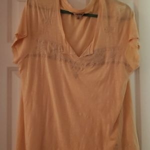 Peach Lucky tee shirt